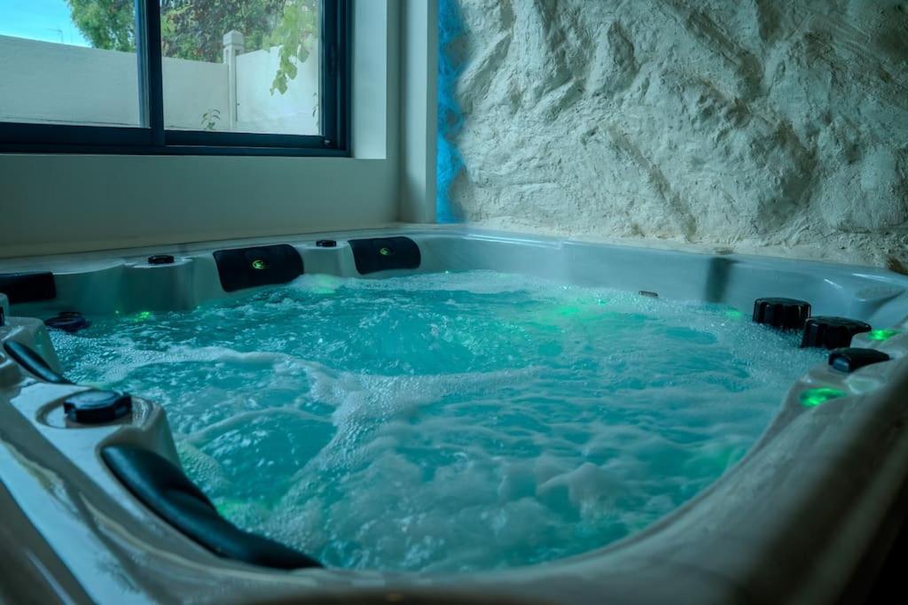 Le Cozy Reims -Escapade Raffinee Avec Spa Prive Zewnętrze zdjęcie